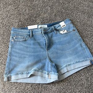 Judy blue mid rise shorts